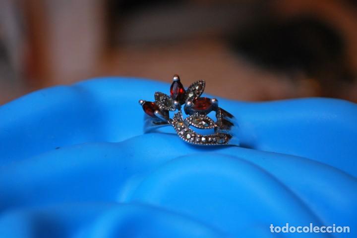 Antig&uuml;edades: Anillo de plata con granates y marquesitas - Foto 14