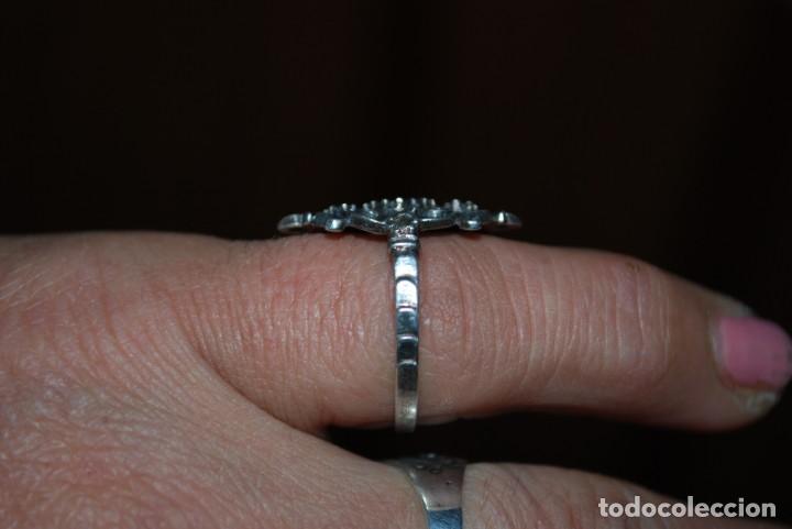 Antig&uuml;edades: Anillo de plata antiguo. - Foto 4