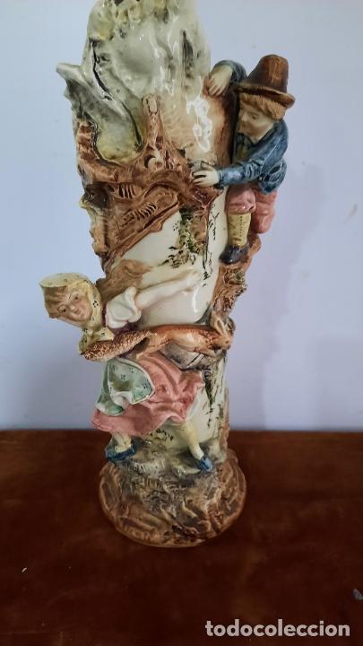 Antigüedades: jarron florero de siglo xix en ceramica tipo mayolica - Foto 1 - 301872453