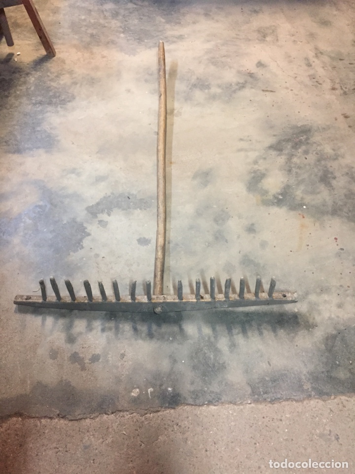 Antig&uuml;edades: Rastrillo de madera - Foto 3