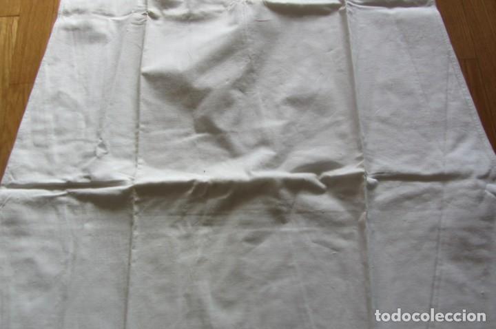 Antig&uuml;edades: Camis&oacute;n de hilo con encajes - Foto 8