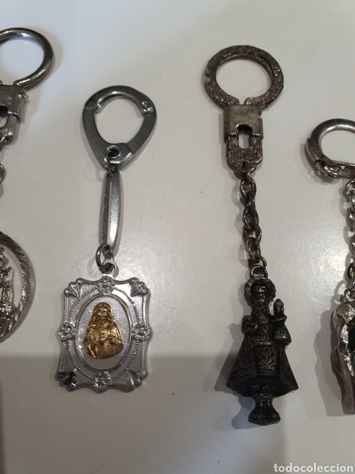 Antig&uuml;edades: Llaveros religiosos - Foto 3
