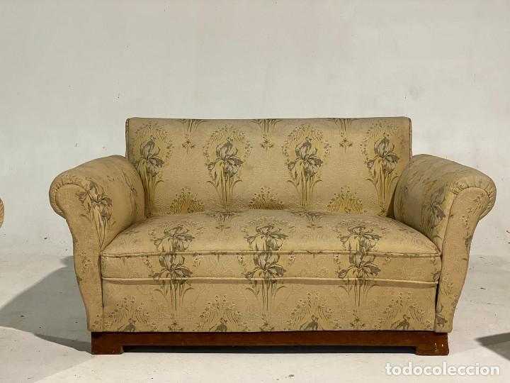 Antig&uuml;edades: Conjunto de Sof&aacute; m&aacute;s sillones. Ppios sXX - Foto 6