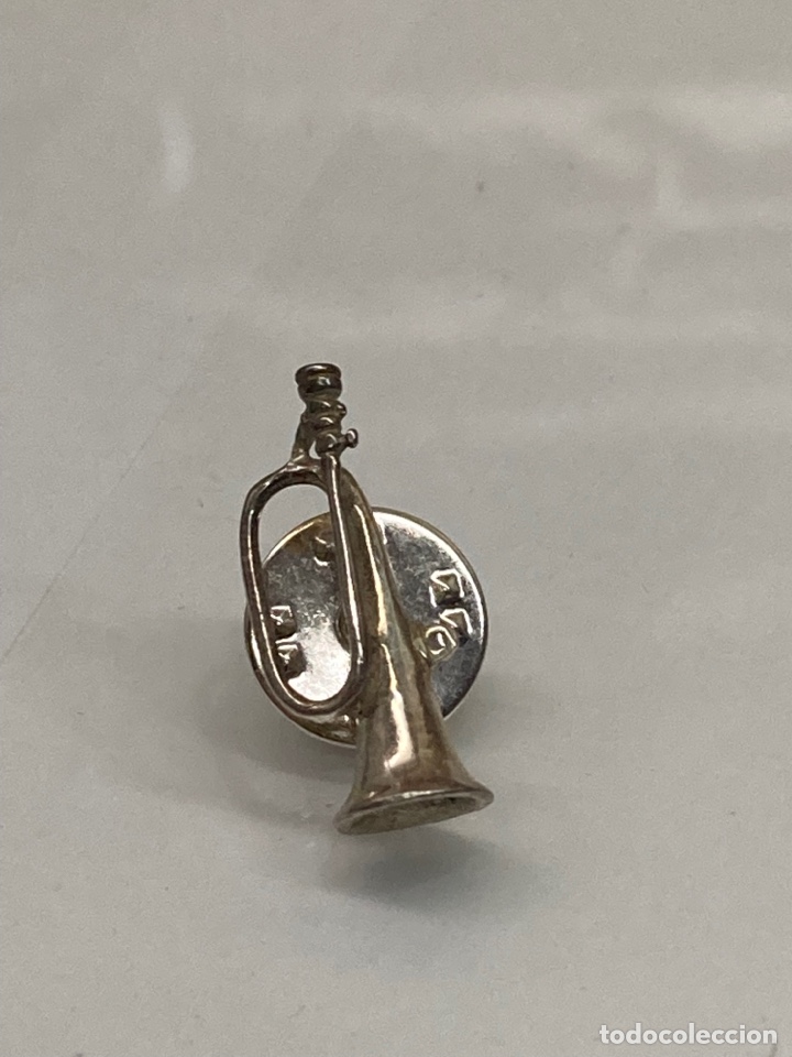 Antig&uuml;edades: Pin de plata - Foto 1