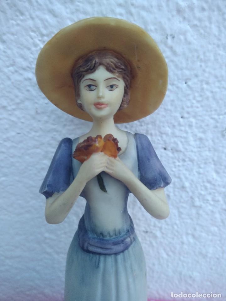 Antig&uuml;edades: Antigua figurita biscuit - Foto 2