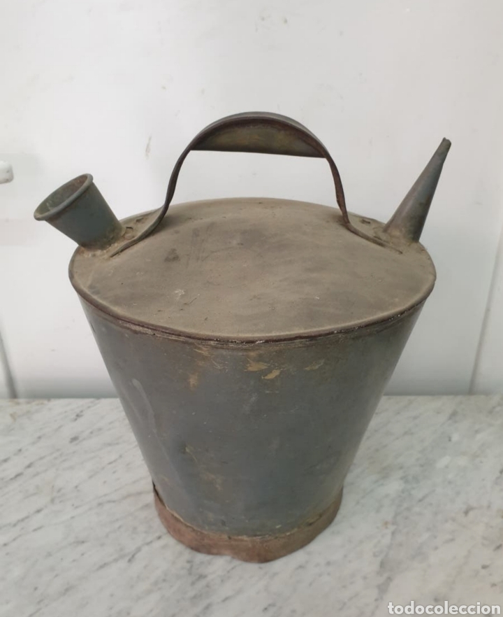 Antig&uuml;edades: Cantir,botijo de zinc - Foto 1