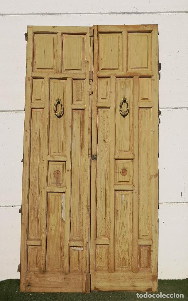 Puerta antigua de exterior