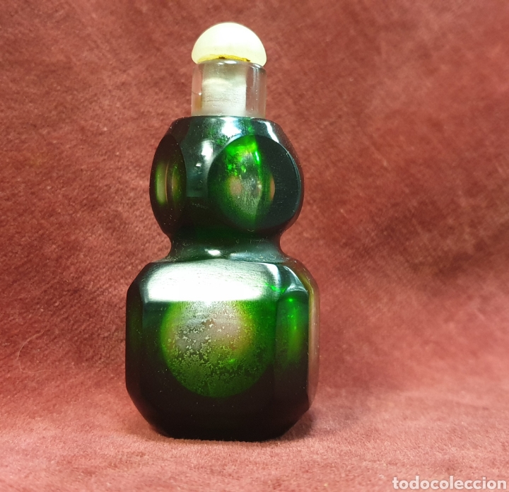 Antig&uuml;edades: Bote rape de cristal verde SNUFF BOTTLE - Foto 1