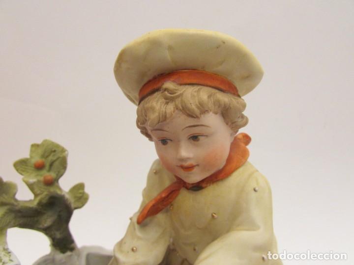 Antig&uuml;edades: HEUBACH BONITO GRUPO DE FIGURAS EN BISCUIT - Foto 3