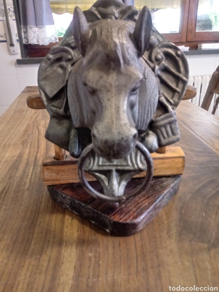 Antig&uuml;edades: Cabeza de caballo de hierro fundido - Foto 4