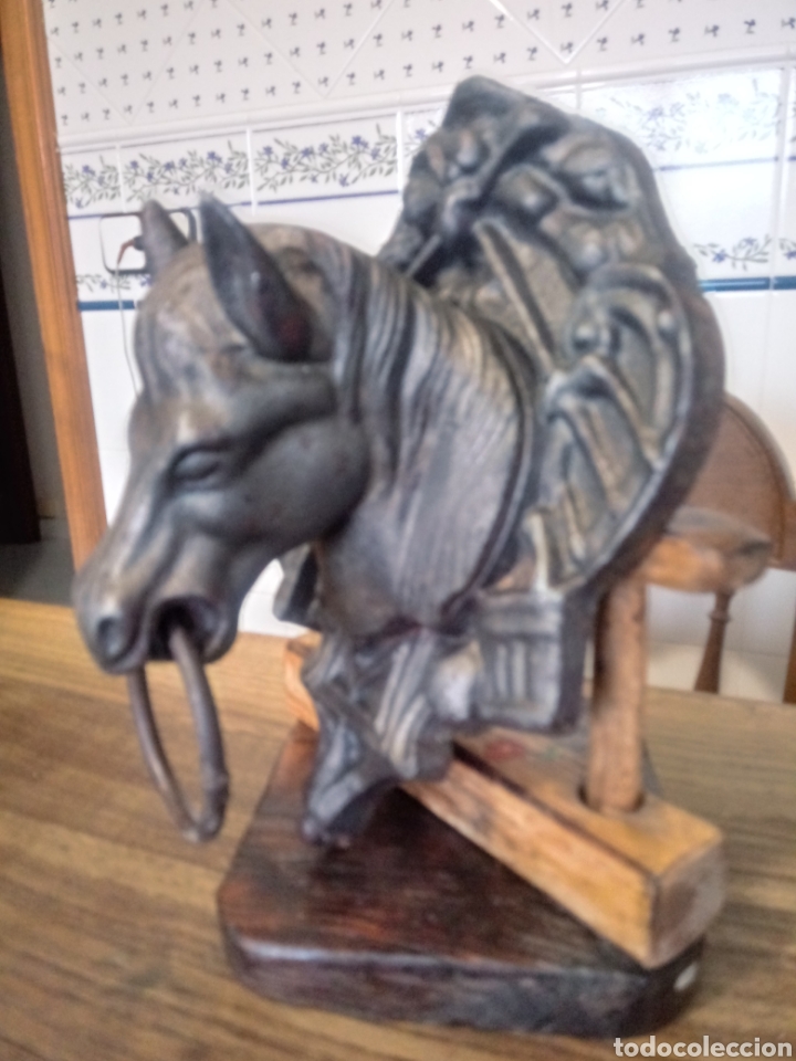 Antig&uuml;edades: Cabeza de caballo de hierro fundido - Foto 7