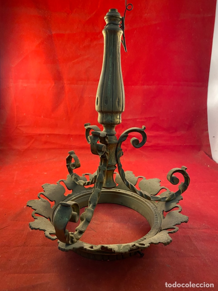 Antig&uuml;edades: L&aacute;mpara de bronce - Foto 1