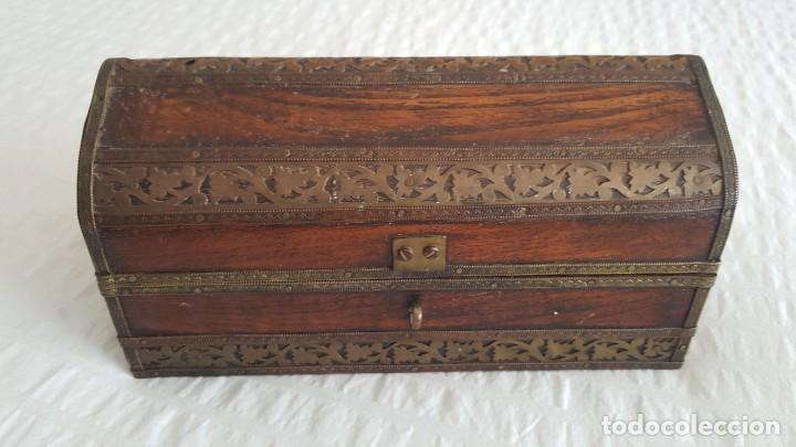 Antig&uuml;edades: COFRE,CAJA O BA&Uacute;L DE MADERA - Foto 11