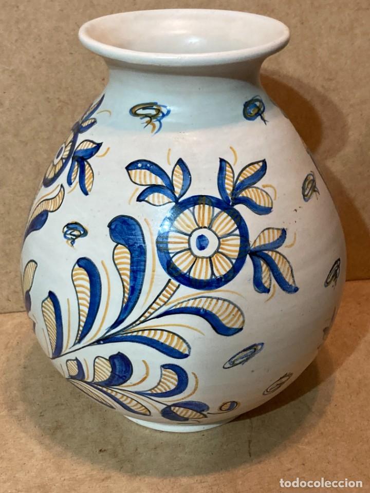 Antig&uuml;edades: Jarr&oacute;n de Talavera de La Menora - Foto 2