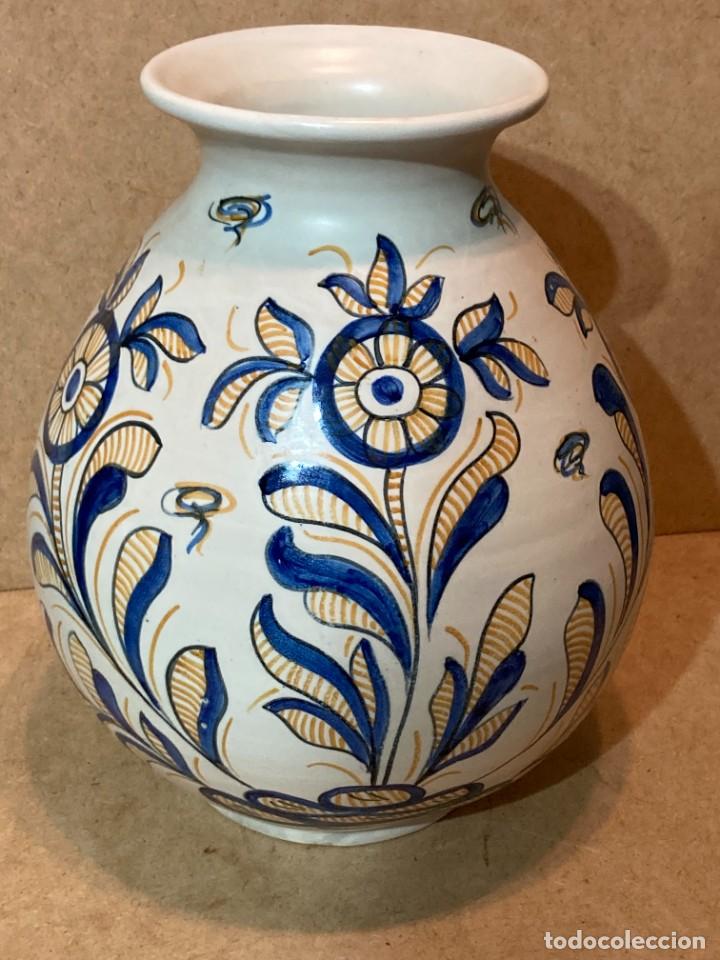 Antig&uuml;edades: Jarr&oacute;n de Talavera de La Menora - Foto 3