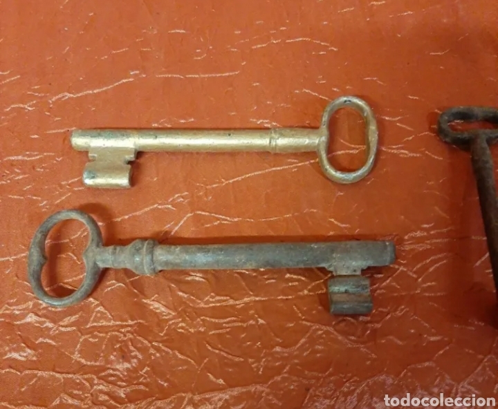 Antig&uuml;edades: 5 antiguas llaves forjadas en hierro - Foto 2