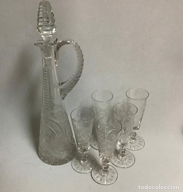Antig&uuml;edades: LICORERA Y COPAS DE CRISTAL TALLADO - Foto 2