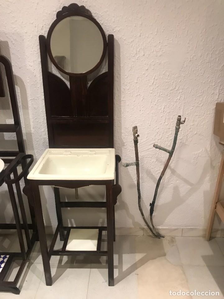 Antig&uuml;edades: ANTIGUO LAVABO EN MADERA CON ESPEJO - Foto 2