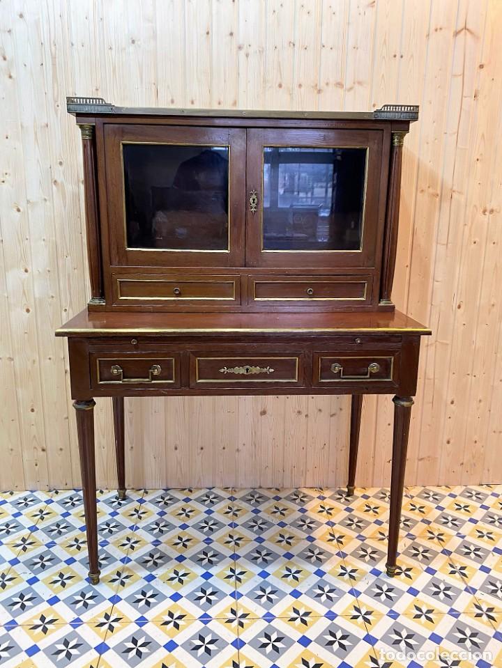 Antig&uuml;edades: ANTIGUO ESCRITORIO CON ALTILLO - Foto 2