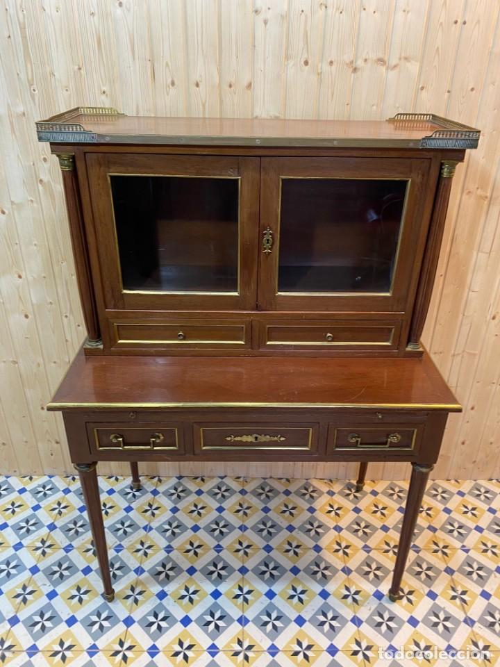 Antig&uuml;edades: ANTIGUO ESCRITORIO CON ALTILLO - Foto 3