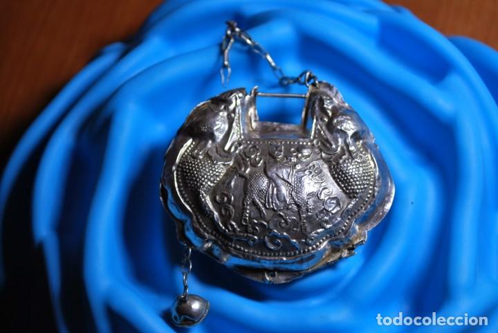 Antig&uuml;edades: Antiguo monedero de plata , para reparar . - Foto 1