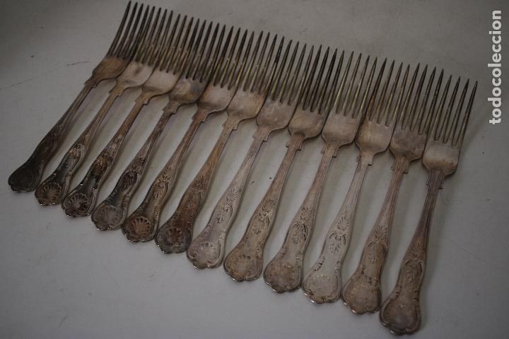 Antig&uuml;edades: 12 tenedores con plata e.p.n.s. - Foto 3