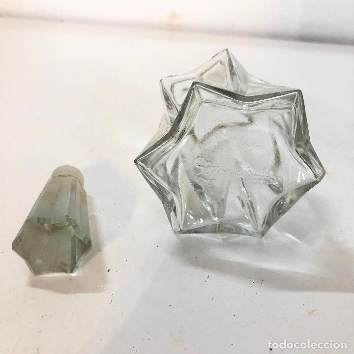 Antig&uuml;edades: 1 botella cristal perfume - Foto 3