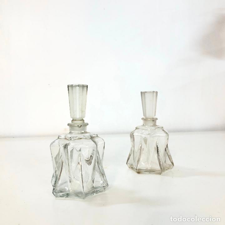 Antig&uuml;edades: 1 botella cristal perfume - Foto 1