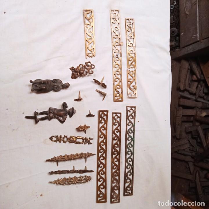 Antig&uuml;edades: Herraje de bronce - Foto 1