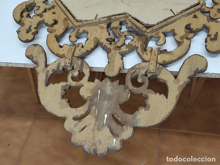 Antigüedades: Espejo Cornucopia - Precioso Marco - Talla de Madera Dorado en Pan de Oro -Ancho 60 cm, Altura 99 cm - Foto 10 - 302752778