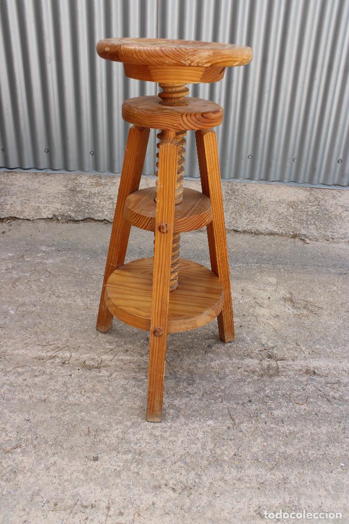 Antig&uuml;edades: taburete de arquitecto - Foto 3
