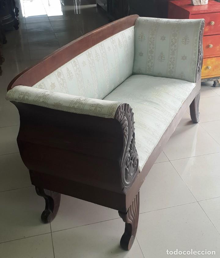 Antig&uuml;edades: Sof&aacute; Fernandino - Foto 2