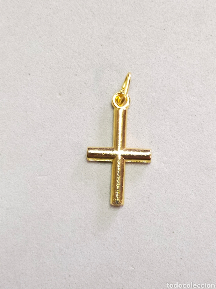Antig&uuml;edades: CRUZ DE METAL DORADO. - Foto 2