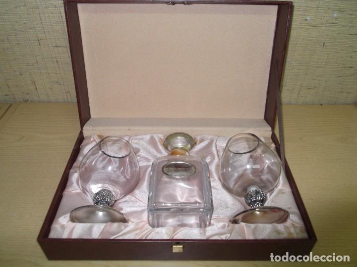 Antigüedades: Dos copas de cognac con botella de plaque de plata.Vintage - Foto 5 - 302849033