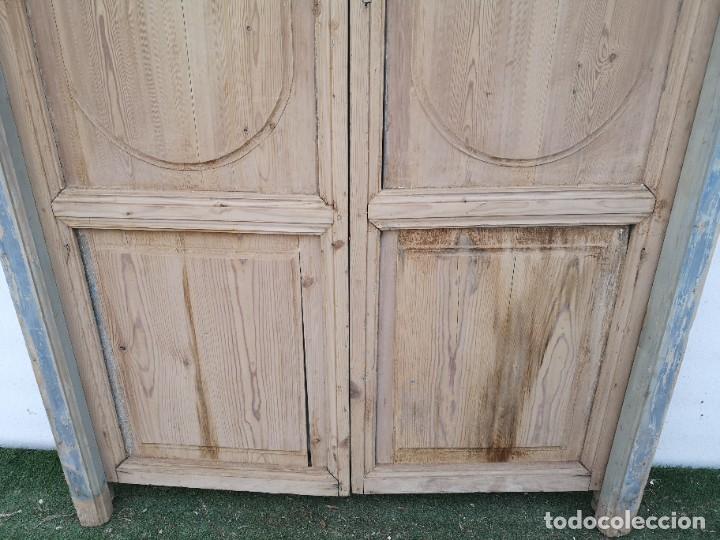 Antig&uuml;edades: Puerta antigua de interior de doble hoja - Foto 3