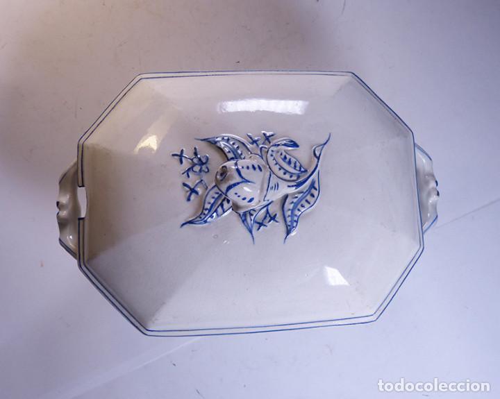 Antig&uuml;edades: Sopera de porcelana - Foto 2