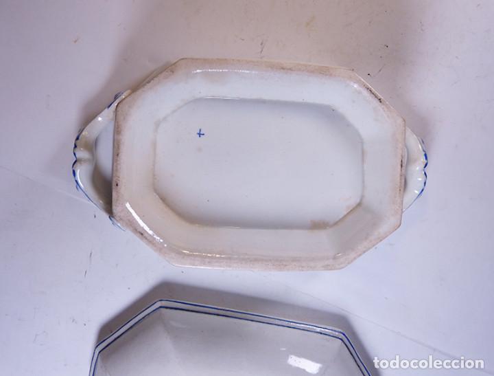 Antig&uuml;edades: Sopera de porcelana - Foto 4