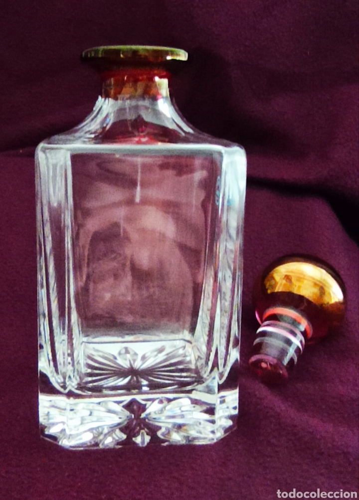 Antig&uuml;edades: Botella licor decorada a mano - Foto 1