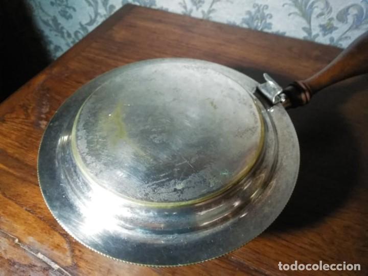 Antig&uuml;edades: Recogemigas antiguo DEVON plateado lat&oacute;n - Foto 6