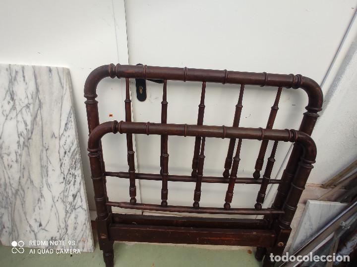 Antigüedades: cama colonial antigua sin largueros - Foto 2 - 303108898