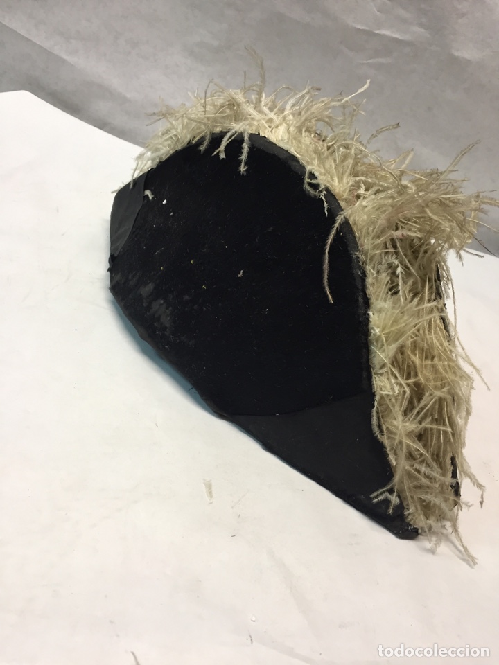 Antig&uuml;edades: Sombrero tipo Napole&oacute;n - Foto 1