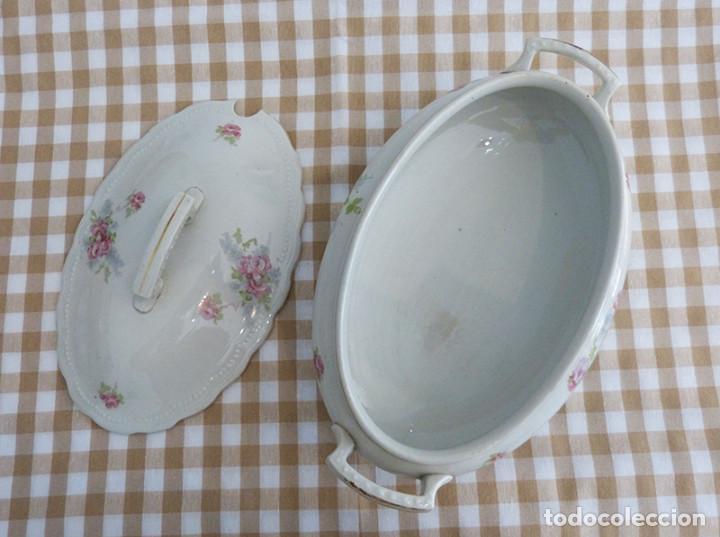 Antig&uuml;edades: Sopera de porcelana de la marca IT de Santander - Foto 3