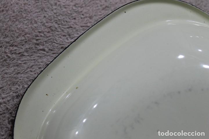 Antig&uuml;edades: BANDEJA HIERRO ESMALTADA - Foto 3