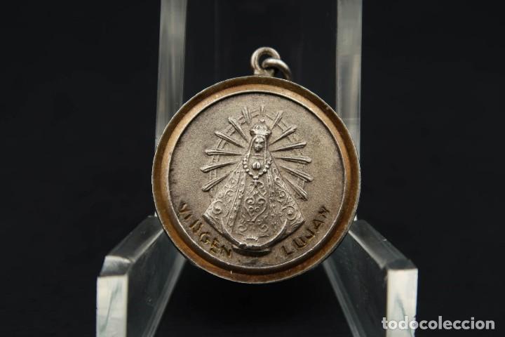 Antig&uuml;edades: Antigua Medalla Religiosa de Plata - Foto 1
