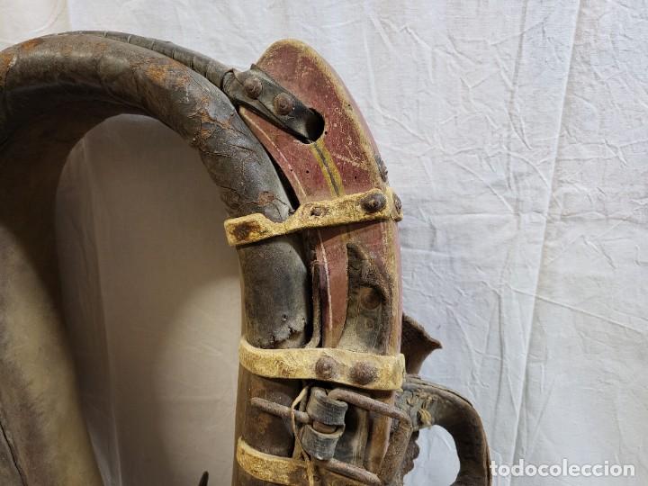 Antig&uuml;edades: ANTIGUO COLLARON DE TIRO PARA ANIMALES - Foto 2