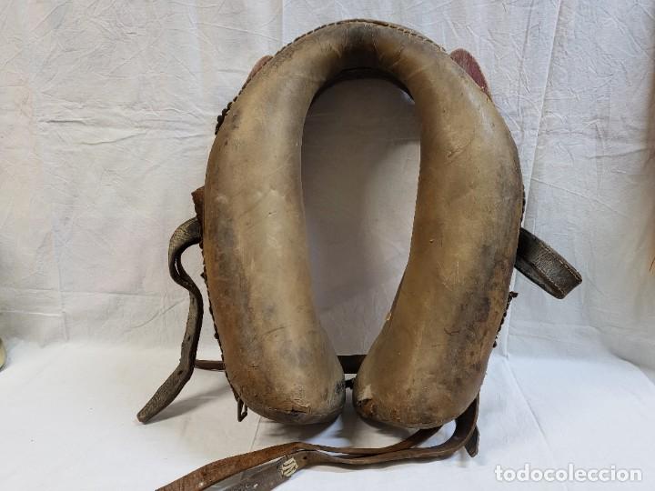Antig&uuml;edades: ANTIGUO COLLARON DE TIRO PARA ANIMALES - Foto 5