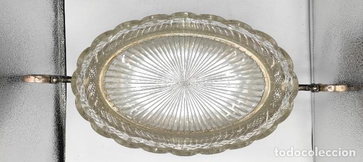 Antigüedades: Centro de mesa ovalado en cristal tallado y plata, del siglo XX. Plata punzonada. - Foto 8 - 303567588