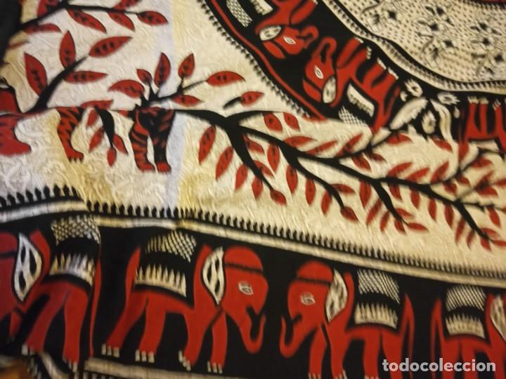 Antig&uuml;edades: Colcha oriental. de elefantes - Foto 12