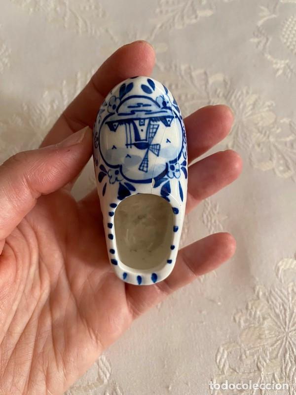 Antigüedades: ¡SOLO RECOGIDA MADRID! Pequeño zueco de cerámica de Delft con número de serie - Espectacular estado - Foto 2 - 303632898