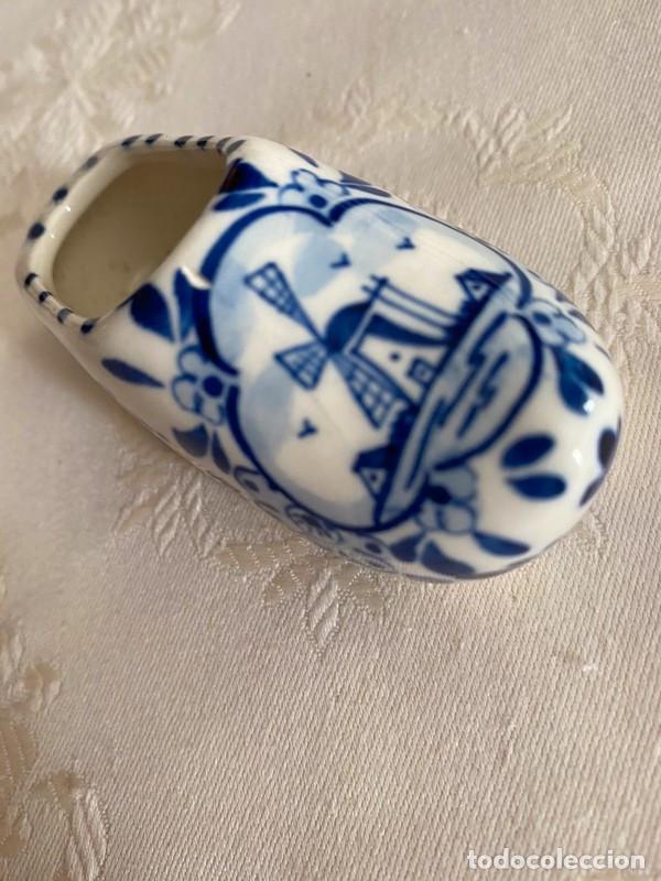Antigüedades: ¡SOLO RECOGIDA MADRID! Pequeño zueco de cerámica de Delft con número de serie - Espectacular estado - Foto 4 - 303632898